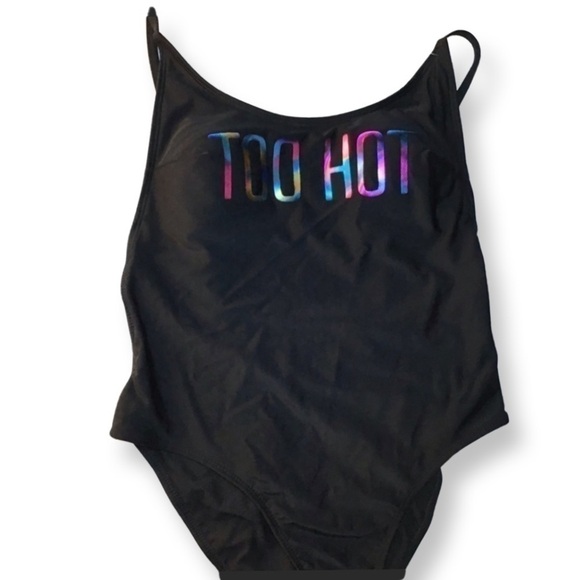 𝅺BLACK One Piece Swimsuit - Picture 1 of 10